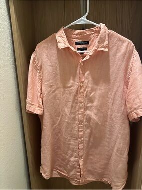 Banana Republic Peach Short Sleeve Button-Down Shirt